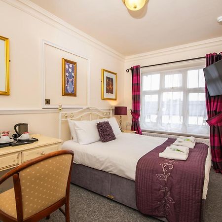 Northop Hall Country House Hotel โมลด์ ภายนอก รูปภาพ