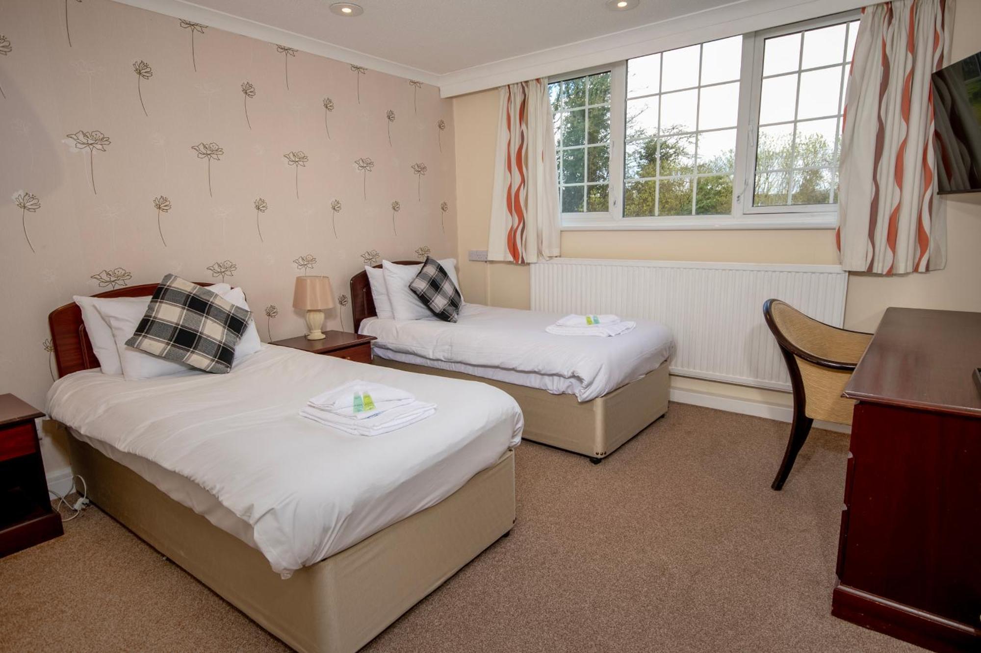 Northop Hall Country House Hotel โมลด์ ภายนอก รูปภาพ