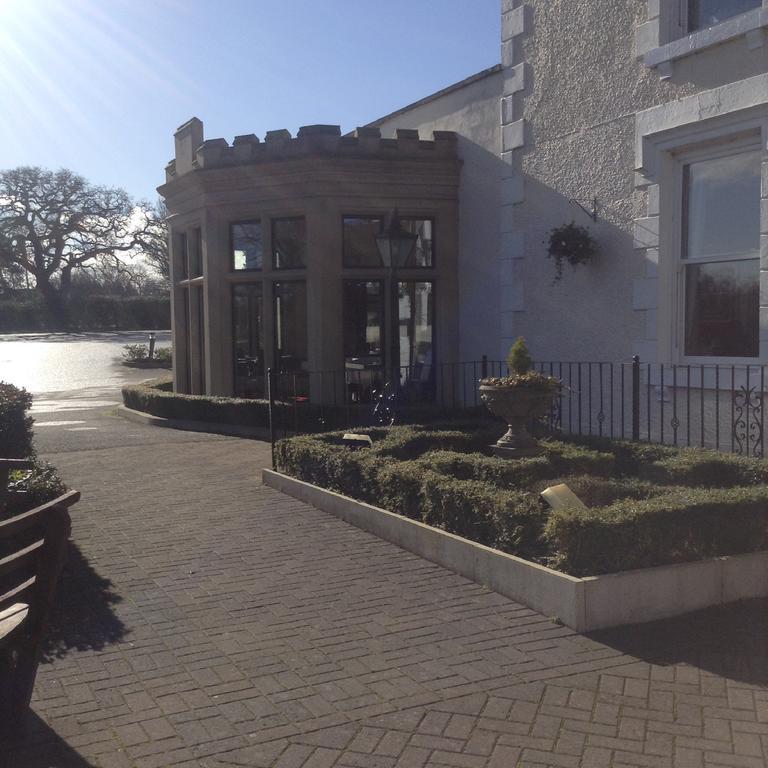 Northop Hall Country House Hotel โมลด์ ภายนอก รูปภาพ