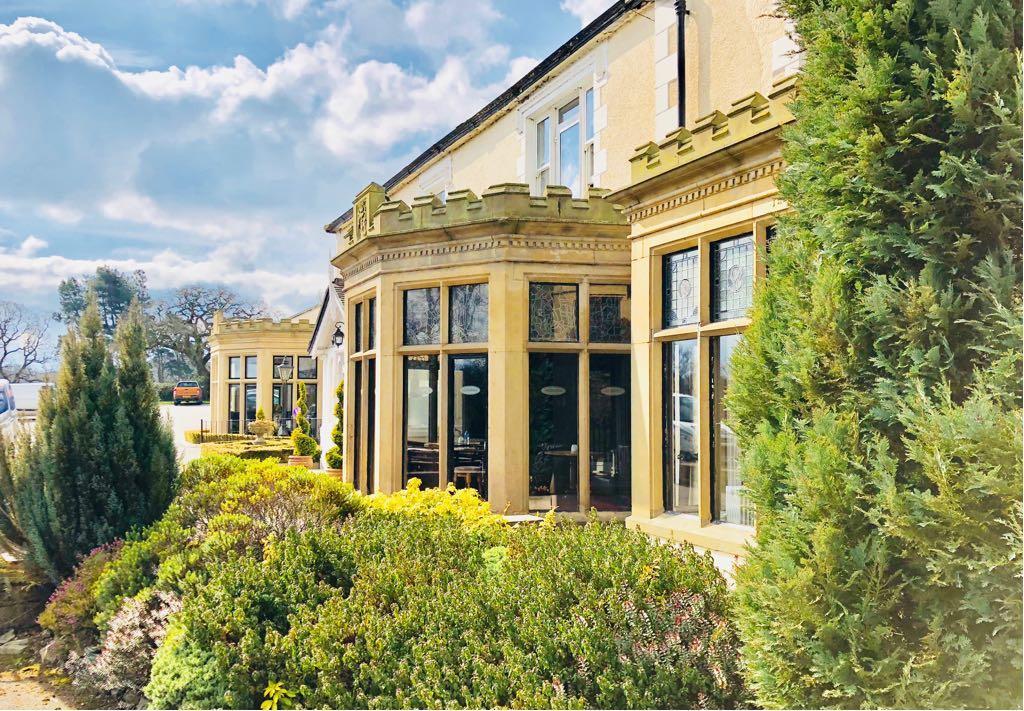 Northop Hall Country House Hotel โมลด์ ภายนอก รูปภาพ