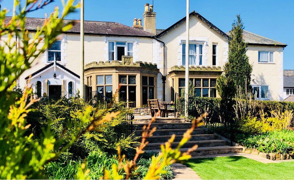 Northop Hall Country House Hotel โมลด์ ภายนอก รูปภาพ