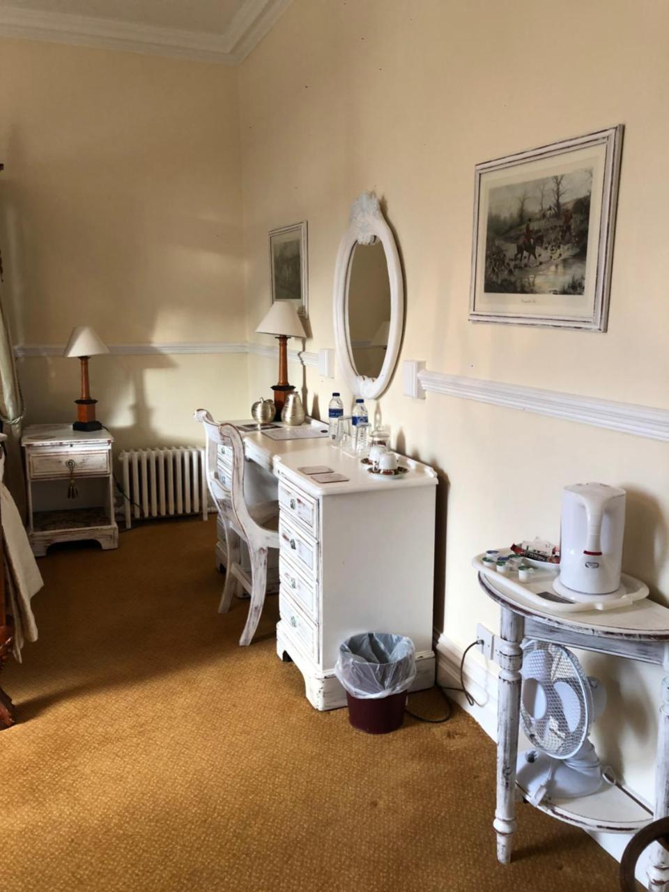 Northop Hall Country House Hotel โมลด์ ภายนอก รูปภาพ