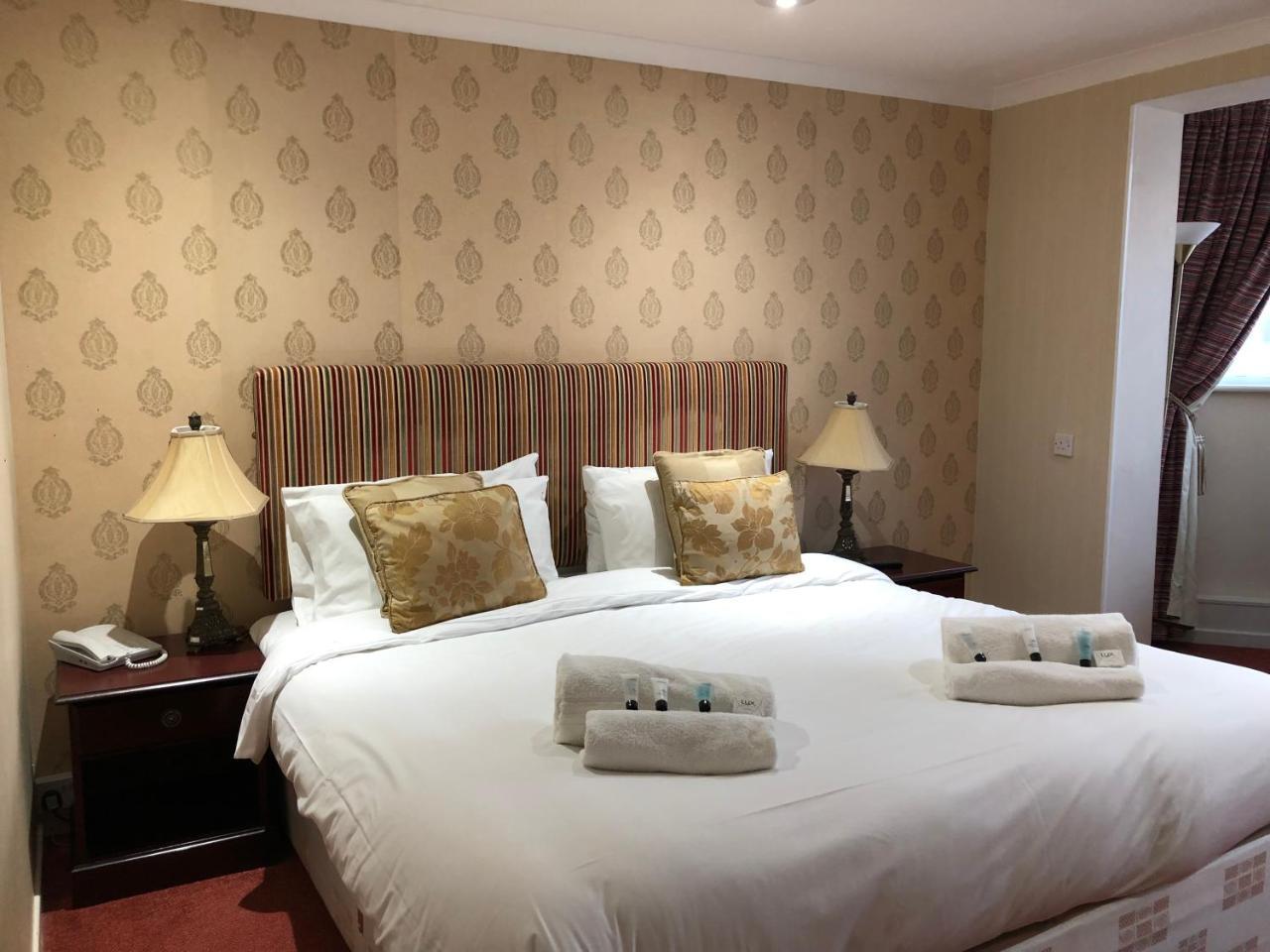 Northop Hall Country House Hotel โมลด์ ภายนอก รูปภาพ